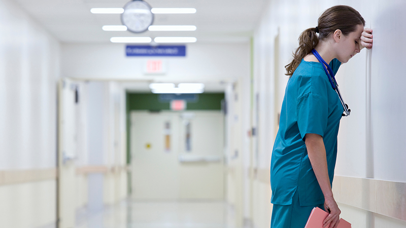 چرا بعضی از دانشجویان پزشکی از شغل آینده‌شان ناامید می‌شوند؟